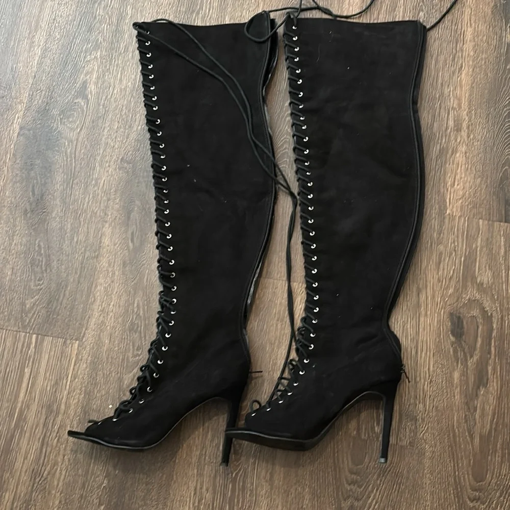 Forever 22 Elegant Black Thigh High open toe lace up heeled Boots